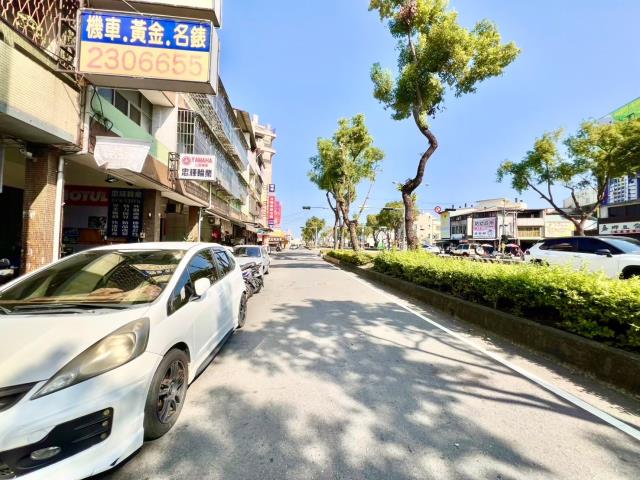 草屯店面-2